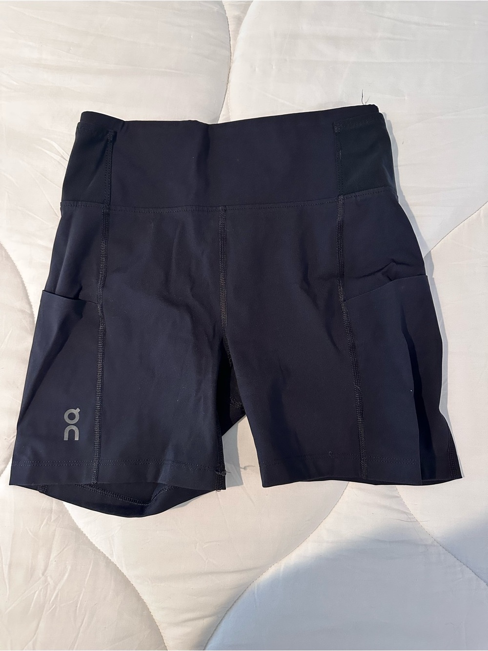 On Running sprinter short Women's Black High-Waist Performance Shorts
